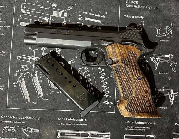 Sig Sauer P210