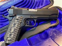 DAN Wesson V-Bob 1911 in 45 ACP in package deal!